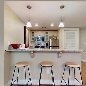 Baytowne Wharf - Pilot House #408 Apartment